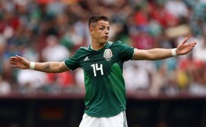 Chicharito y su futuro con el Tri.
