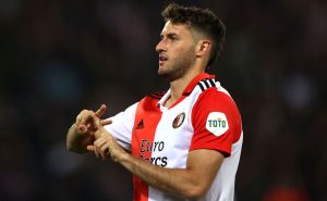 Santiago Giménez pudo haber fichado por otro equipo de la Liga MX – Fuente: Getty
