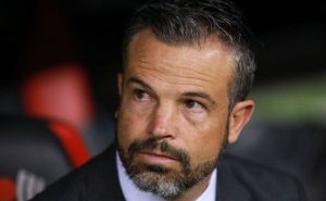 Rafa Puente tiene un reto como entrenador de Pumas.
