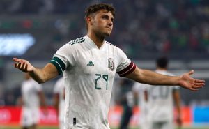 Santiago Giménez no alcanzaría lugar en la convocatoria de la Selección Mexicana – Fuente: Getty
