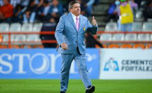 Miguel Herrera fuera de TIgres / Fuente: Getty Images
