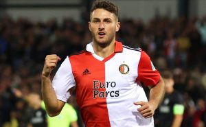 Santi Giménez fue titular con el Feyenoord. | Getty Images
