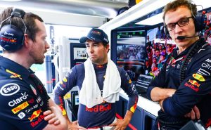 La razón por la cual explotó la relación entre Checo y Max.
