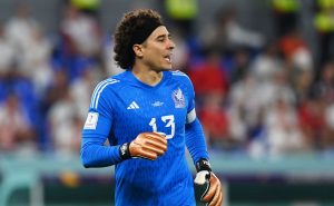 Las felicitaciones de un Tigres a Ochoa.
