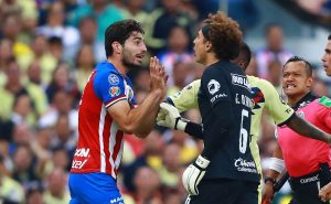 Chivas pone el ejemplo y celebran a Memo Ochoa – Getty Images
