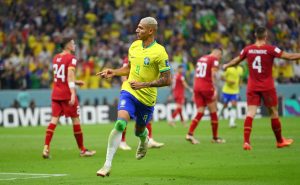 Brasil arrancó el Mundial con una victoria
