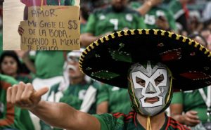 Aficionado mexicano se va a Qatar 2022… ¡con el dinero de su boda! | VIDEO