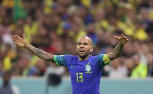 Dani Alves y el gran gesto hacia los chicos de Pumas
