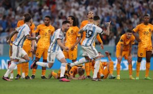 Argentina eliminó a Países Bajos del Mundial – Fuente: Getty
