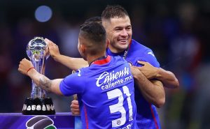 Exjugador de Cruz Azul cumple un sueño. | Getty Images 
