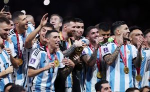Argentina ya presume su tercera estrella en su jersey
