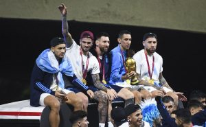 Celebración de Argentina pudo terminar en desgracia | Getty Images
