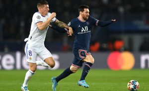 Messi y Toni Kroos – Fuente: Getty
