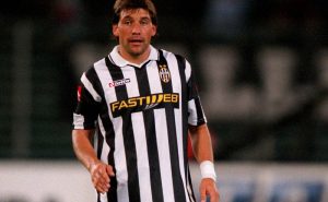 Fabián O’Neill jugó con la Juventus. | Getty Images
