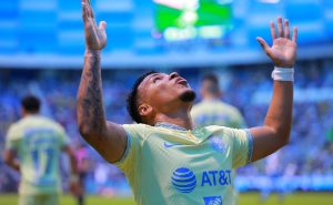 Roger Martínez se habría despedido de América. | Getty Images
