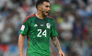Luis Chávez sigue esperando una oferta de Europa. Fuente: Getty
