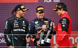 Lewis Hamilton, Checo Pérez y Carlos Sainz | Getty Images
