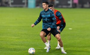 A muchos no les gustó la decisión de Cristiano Ronaldo. Fuente: Getty
