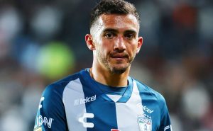 Luis Chávez lapidó a Rayados – Getty Images. 
