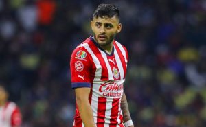 Chivas ya tiene el reemplazo de Alexis Vega – Getty Images. 
