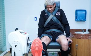 Carlos Vargas podría debutar con Cruz Azul | @CruzAzul
