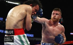 Canelo Álvarez arremetió contra Chávez Jr. | Getty Images
