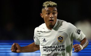 Julián Araujo depende de FIFA – Getty Images. 
