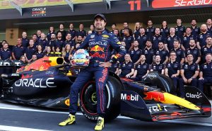 Checo Pérez y su nuevo auto – Getty Images
