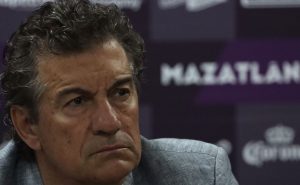 Muchos clubes de Liga MX querían al profe. Fuente: Imago7
