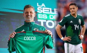 Diego Cocca y Chicharito Hernández | Getty Images
