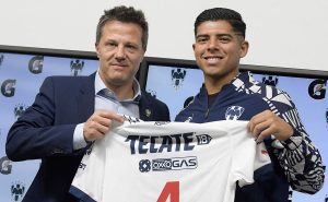 Rayados hace coperacha por Víctor Guzmán – Imago 7 
