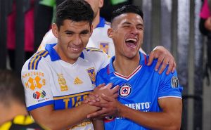 Diego Cocca ya platicó con Uriel Antuna – Imago 7 
