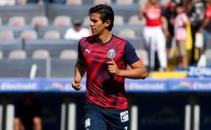 José Juan Macías durará prácticamente dos años sin poder jugar en la Liga MX con las Chivas. Foto: Imago7.
