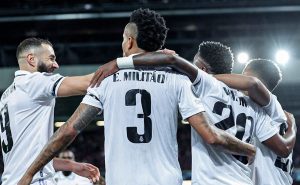 Real Madrid se levanta de un 2-0 en contra y termina goleando al Liverpool en Anfield, casi resolviendo la eliminatoria de Octavos.
