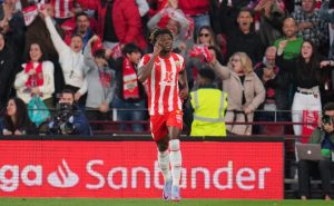 El Bilal Touré sorprendió al Barcelona (Getty Images)
