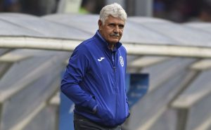 Ahora sí, la mano del Tuca ya se vio en Cruz Azul. Fuente: Imago7
