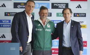 Rodrigo Ares de Parga, Diego Cocca y Jaime Ordiales | Imago7
