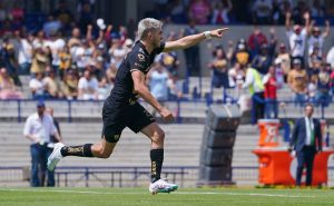 Gustavo del Prete festejó el 1-0-Imago 7
