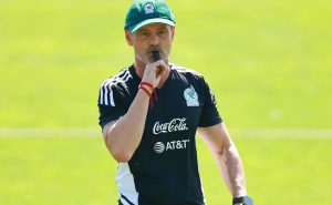 Diego Cocca ya dirigió su primer entrenamiento con el Tri | Getty Images
