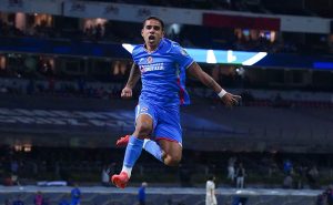 Escoboza le dio el triunfo a Cruz Azul. | Imago7
