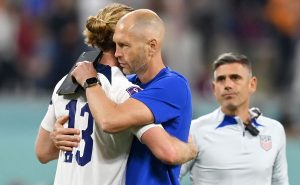 | Gregg Berhalter, DT de  Estados Unidos.
