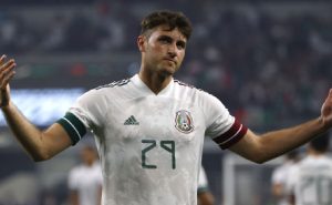 Santi Giménez | Getty Images
