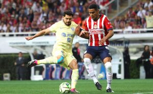Martín anotó un gol en el Clásico de ayer- Imago 7
