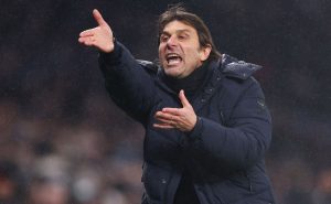 No ha podido levantar a este club de Premier League. Fuente: Getty

