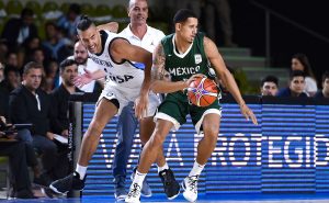 Juan Toscano con el jersey de México- Getty Images
