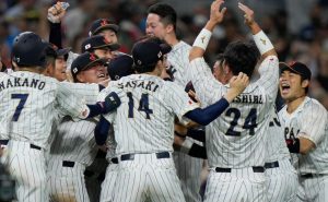 Japón se corona campeón del Clásico Mundial de Béisbol ante el vigente monarca Estados Unidos y los vencen por marcador de 3-2.

