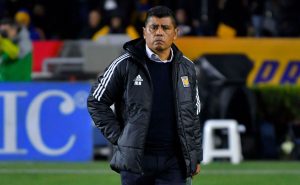 Chima Ruíz cayó en el Clásico Regio y ahora en fecha FIFA le mueve a su equipo pues Tigres ya salió de zona de Liguilla. Foto: Imago7 
