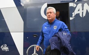 Hay mucha presión en el banquillo de México. Fuente: Imago7
