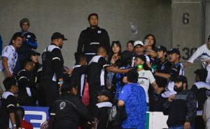 Se suscitó una nueva bronca en el Estadio La Corregidora, ahora fue en el Querétaro contra Pumas del Clausura 2023. Foto: Imago7
