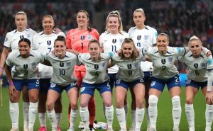 Inglaterra sufrió, pero sacó el resultado. Fuente: Getty
